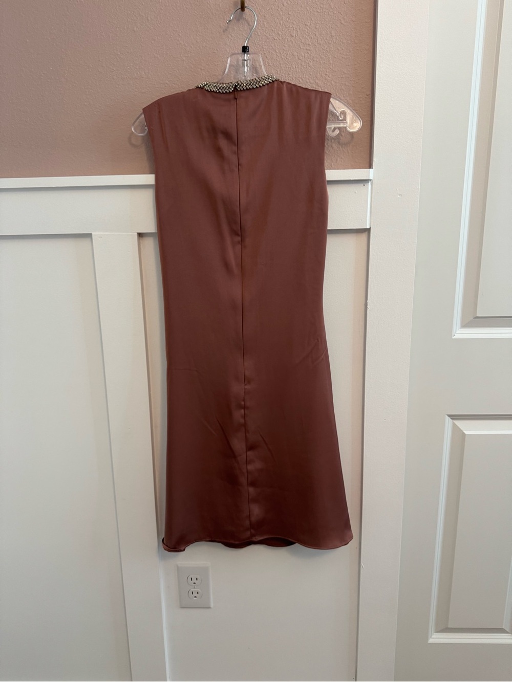 Ieena Mac Duggal Mauve Satin Jeweled Rhinestone Neck - Picture 5 of 5